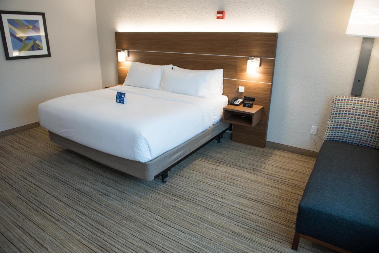 Holiday Inn Express & Suites - Merrillville By Ihg מראה חיצוני תמונה