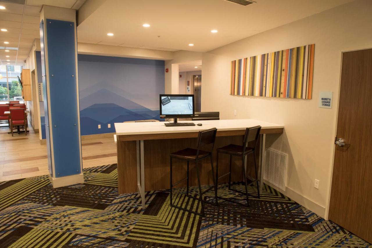 Holiday Inn Express & Suites - Merrillville By Ihg מראה חיצוני תמונה